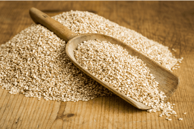 Leading Exporter & Supplier of White Sesame Seeds (सफेद तिल) in India | Om International